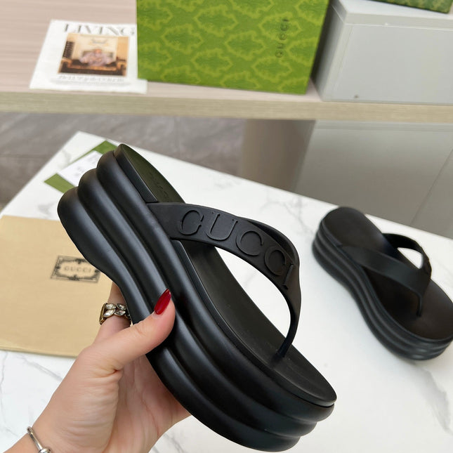THONG PLATFORM 5 CM IN BLACK IMPORTED TPU