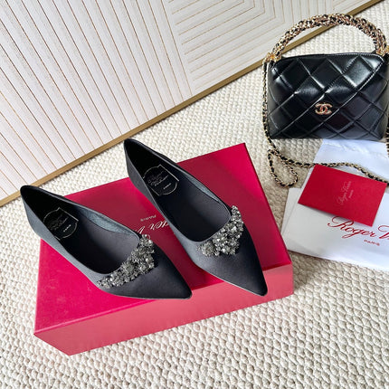 EFFLORESCENCE BALLERINAS IN BLACK SATIN