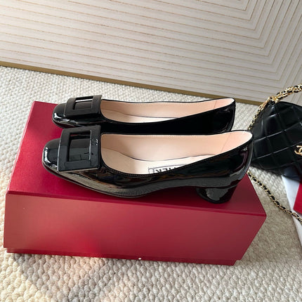 U LOOK BALLERINAS IN BLACK GLOSSY CALFSKIN