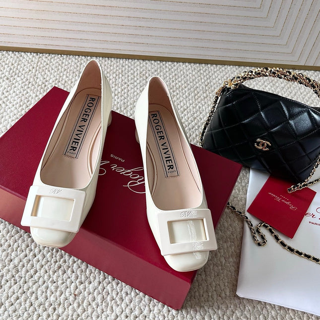 U LOOK BALLERINAS IN WHITE GLOSSY CALFSKIN