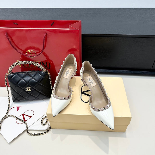 VLTN ROCKSTUD HEELS 25S 60 MM IN WHITE GLOSSY LEATHER