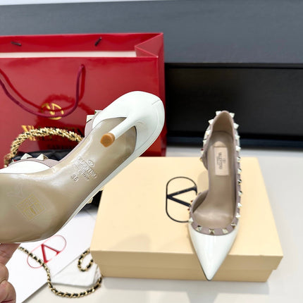VLTN ROCKSTUD HEELS 25S 85 MM IN WHITE GLOSSY LEATHER