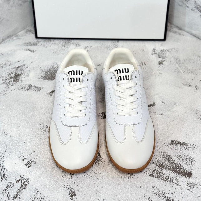 RETRO SNEAKERS IN WHITE LAMBSKIN WITH KNITTED PATTERN
