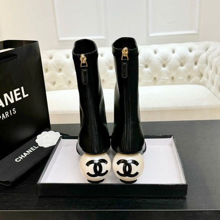 CC PEARL BOOTS 65MM IN BLACK CALFSKIN