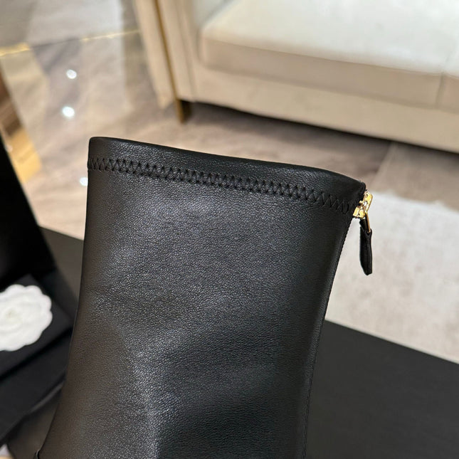 CC PEARL BOOTS 65MM IN BLACK CALFSKIN