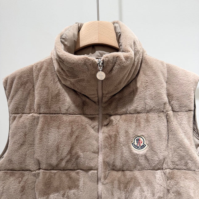 MONCLER 25S DOWN VEST 210