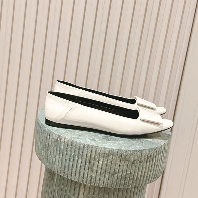 YSL 25S POPPY BALLET FLATS IN IVORY GLOSSY LAMBSKIN