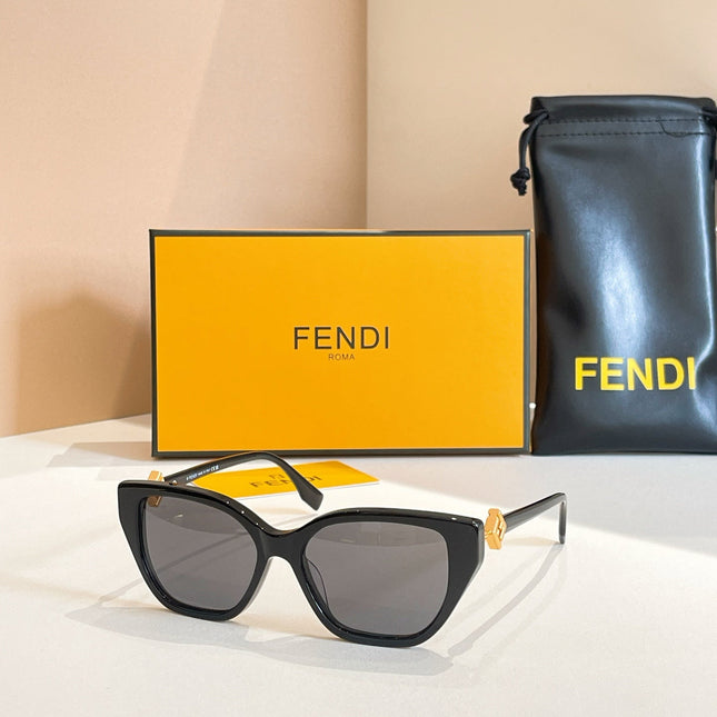 OVERSIZED FF DIAMONDS SQUARE FRAME SUNGLASSES FE50100 IN ACETATE