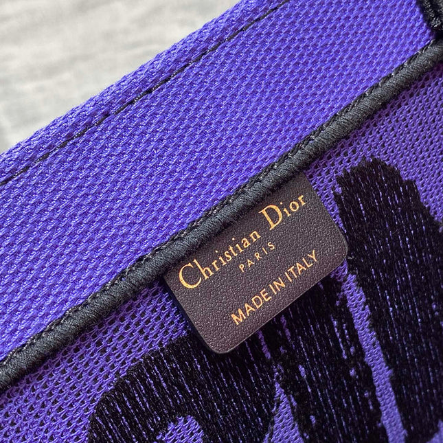 BOOK TOTE 36 IN CERISE RED MIX MINSK PURPLE CANVAS 226510