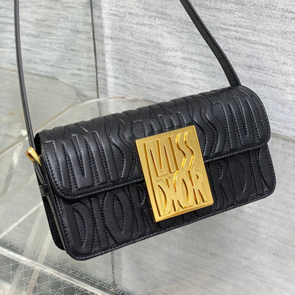 FLAP BAG 18 BLACK QUILTED ALLOVER CALFSKIN