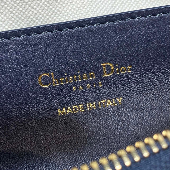 DIOR 25S MEDIUM D-DREAM BAG 24 IN BLUE DIOR OBLIQUE JACQUARD AND SMOOTH CALFSKIN
