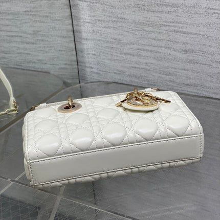 DIOR 25S SMALL LADY D‑JOY BAG 22 IN IVORY CALFSKIN GOLD HARDWARE