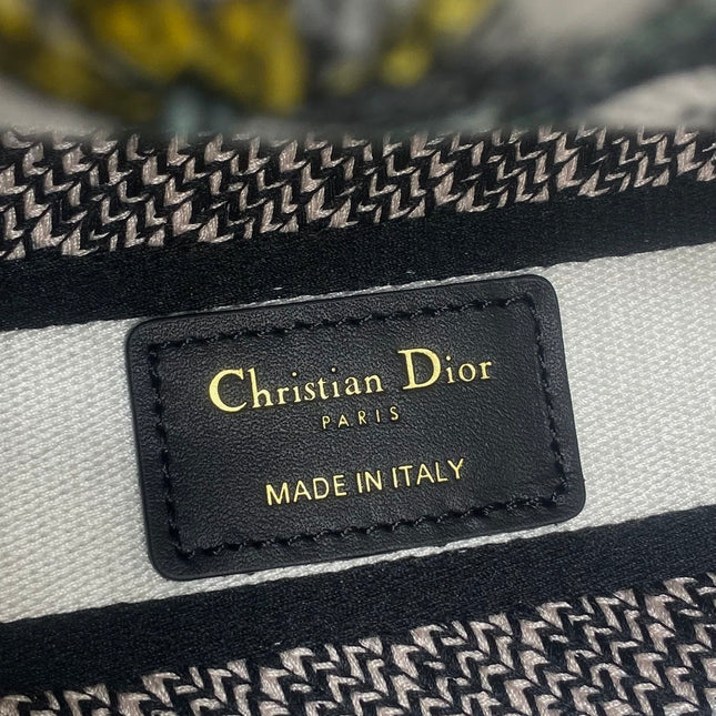 DIOR 25S SMALL LADY D-LITE BAG 24 IN MULTICOLOR DIOR FLOWERS CALENDAR ALLOVER EMBROIDERY