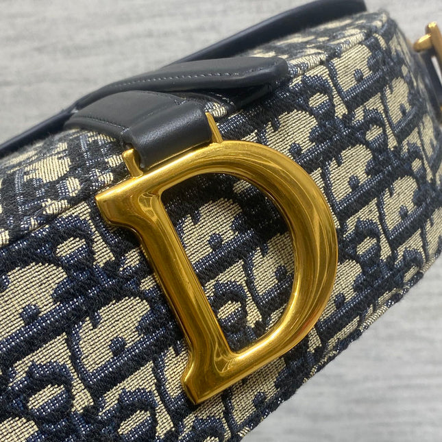 DIOR 25S MINI SOFT SADDLE BAG 19 IN BLUE DIOR OBLIQUE JACQUARD AND SMOOTH CALFSKIN