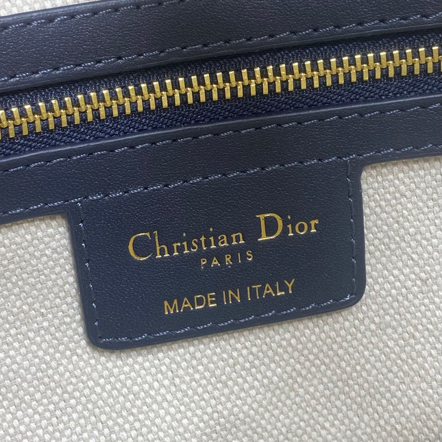 DIOR 25S MINI SOFT SADDLE BAG 19 IN BLUE DIOR OBLIQUE JACQUARD AND SMOOTH CALFSKIN