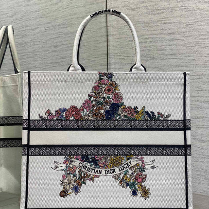DIOR 25S LUCKY LARGE DIOR BOOK TOTE 42 IN WHITE MULTICOLOR DIOR STAR EMBROIDERY
