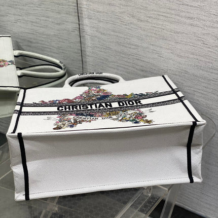 DIOR 25S LUCKY LARGE DIOR BOOK TOTE 42 IN WHITE MULTICOLOR DIOR STAR EMBROIDERY