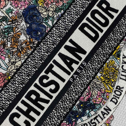 DIOR 25S LUCKY LARGE DIOR BOOK TOTE 42 IN WHITE MULTICOLOR DIOR STAR EMBROIDERY