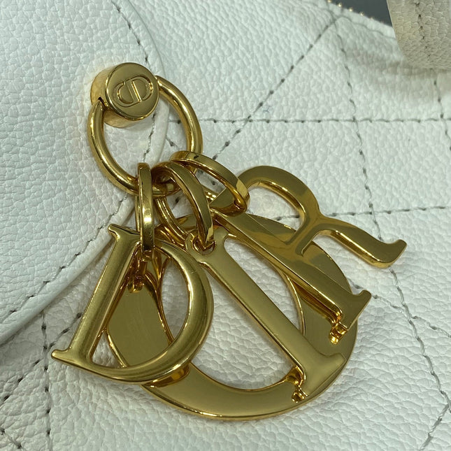 DIOR 25S SMALL VOYAGE BAG 23 IN IVORY FLAT MACROCANNAGE GRAINED CALFSKIN