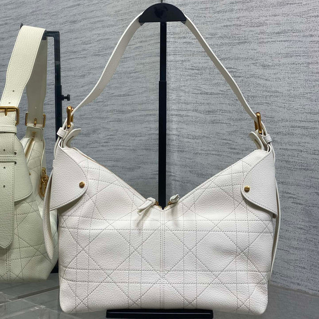 DIOR 25S MEDIUM VOYAGE BAG 28 IN IVORY FLAT MACROCANNAGE GRAINED CALFSKIN