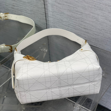 DIOR 25S MEDIUM VOYAGE BAG 28 IN IVORY FLAT MACROCANNAGE GRAINED CALFSKIN