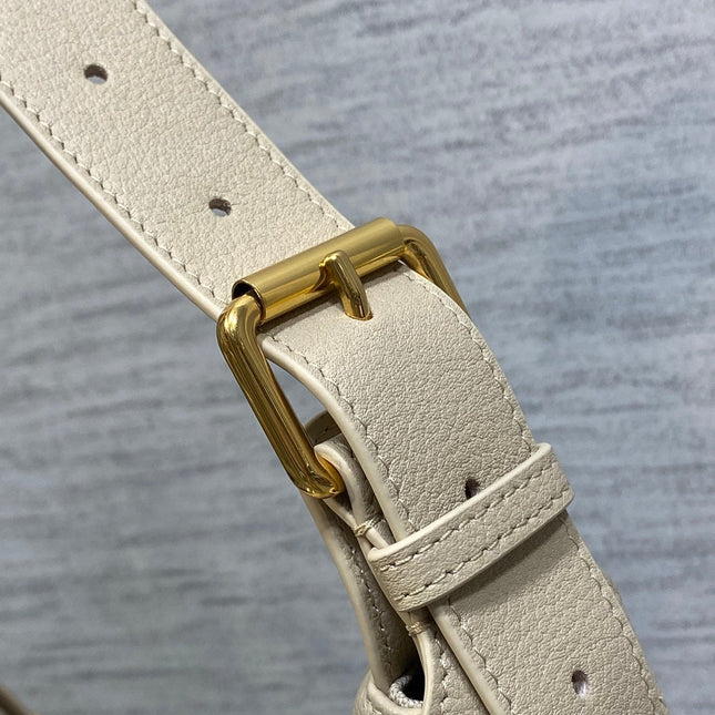 DIOR 25S MEDIUM VOYAGE BAG 28 IN POWDER BEIGE FLAT MACROCANNAGE GRAINED CALFSKIN