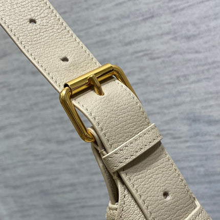 DIOR 25S VOYAGE BAG 34 IN POWDER BEIGE FLAT MACROCANNAGE GRAINED CALFSKIN