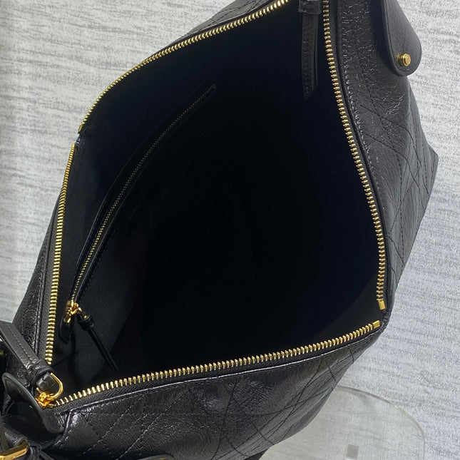 DIOR 25S VOYAGE BAG 34 IN BLACK FLAT MACROCANNAGE GRAINED GLOSSY CALFSKIN