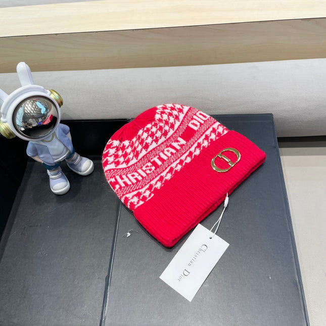 KNITTED BEANIE HAT IN RED CASHMERE WOOL 422478