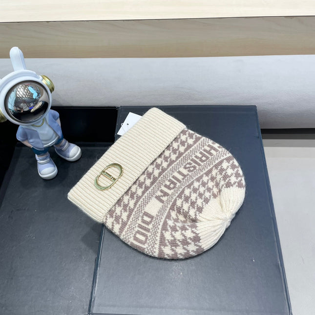 KNITTED BEANIE HAT IN BEIGE CASHMERE WOOL 422480