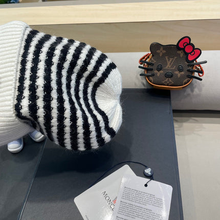 BEANIE HAT IN WHITE MIX BLACK CASHMERE 436733