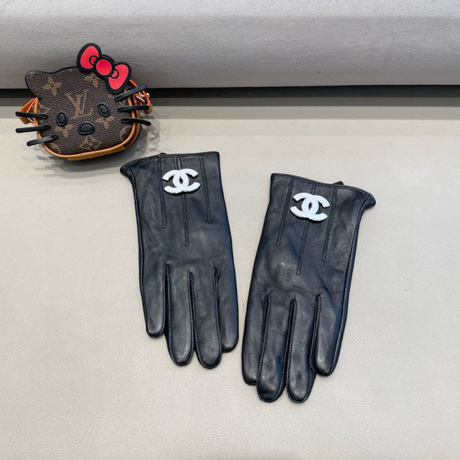 GLOVES IN BLACK LAMBSKIN WITH WHITE LOGO 462412