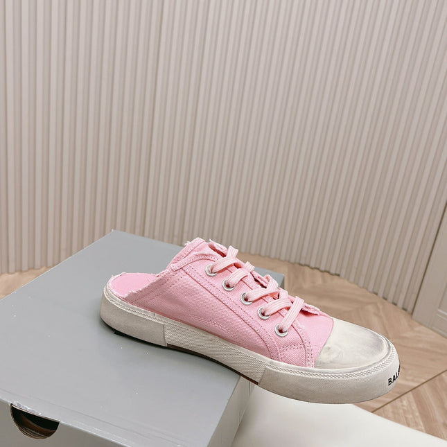 SNEAKER MULES IN PINK CANVAS GRAFFITI LOGO