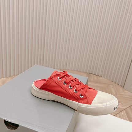 SNEAKER MULES IN RED CANVAS GRAFFITI LOGO