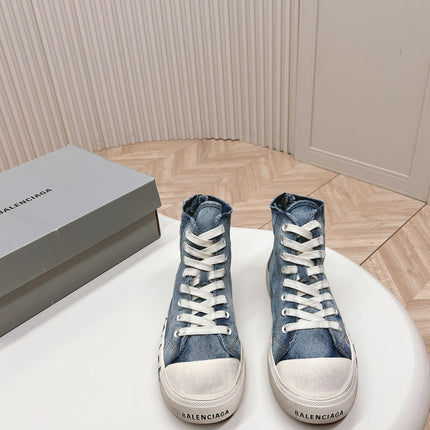 HIGH-TOP SNEAKERS IN BLUE DENIM LOGO PRINT