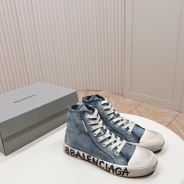 HIGH-TOP SNEAKERS IN BLUE DENIM LOGO PRINT