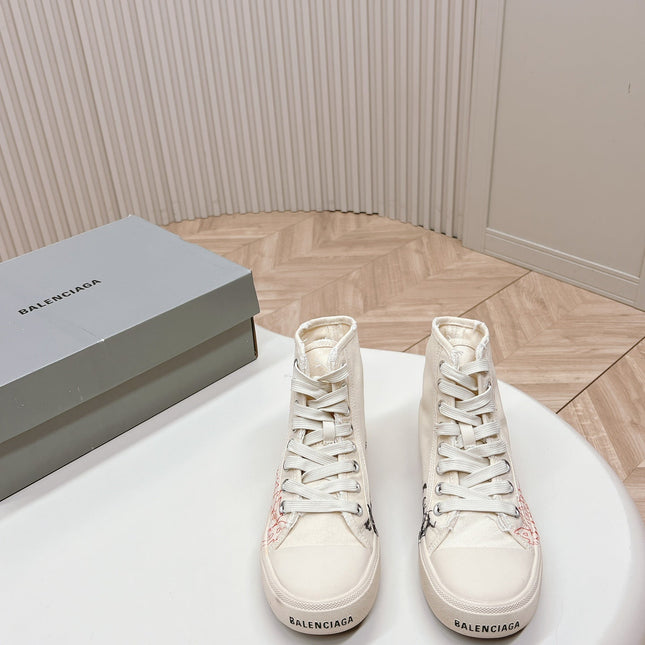 HIGH-TOP SNEAKERS GRAFFITI IN WHITE CANVAS