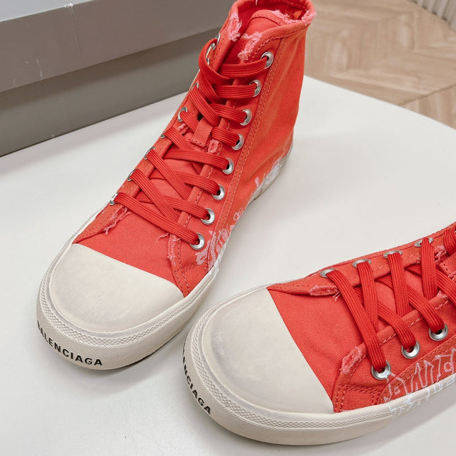 HIGH-TOP SNEAKERS GRAFFITI IN RED CANVAS