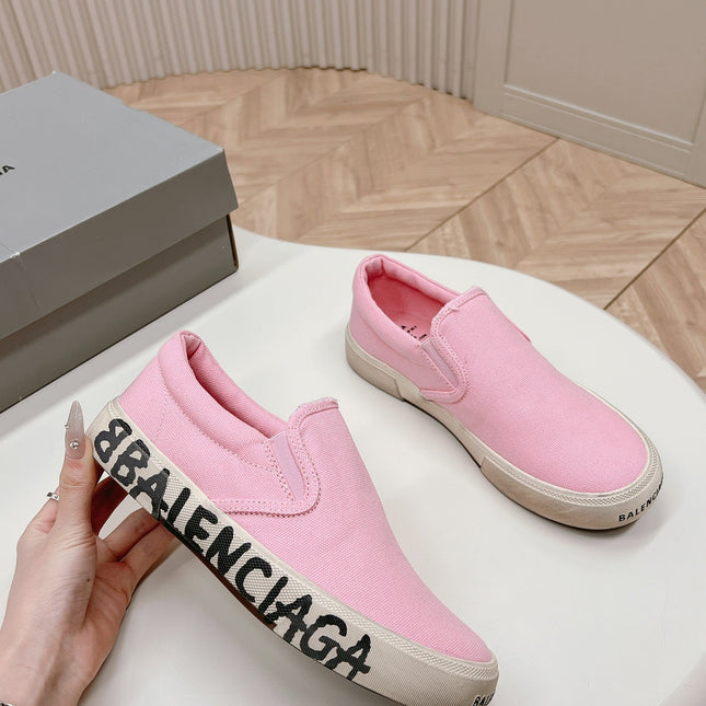 SLIP-ON SNEAKERS GRAFFITI IN PINK CANVAS