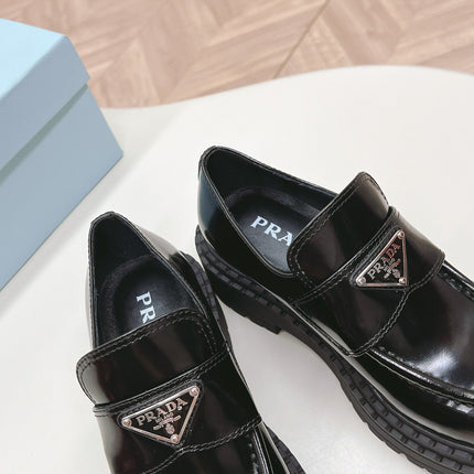 PRA BRUSHED MONOLITH LOAFERS GLOSSY BLACK CALFSKIN