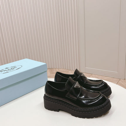 PRA BRUSHED MONOLITH LOAFERS GLOSSY BLACK CALFSKIN