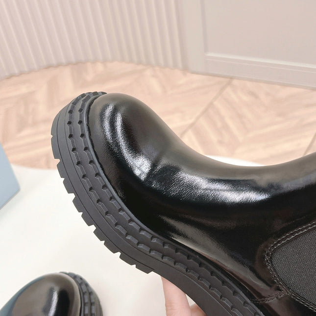 PRA BRUSHED BOOTIES GLOSSY BLACK CALFSKIN