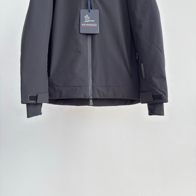 MONCLER 25S WATER-RESISTANT HOODED DOWN JACKET 230