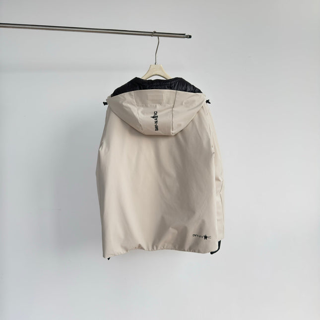 MONCLER 25S WATER-RESISTANT HOODED DOWN JACKET 229