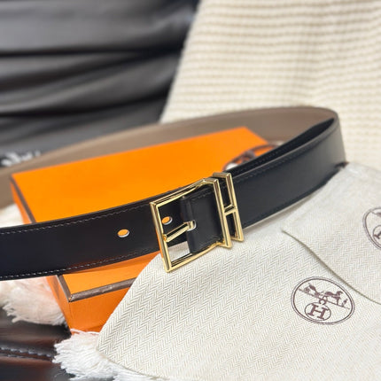 HM NATHAN 32MM REVERSIBLE BELT IN BLACK AND TAN LEATHER GOLD BUCKLE