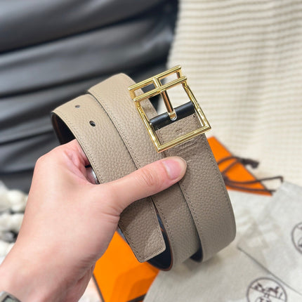 HM NATHAN 32MM REVERSIBLE BELT IN BLACK AND TAN LEATHER GOLD BUCKLE