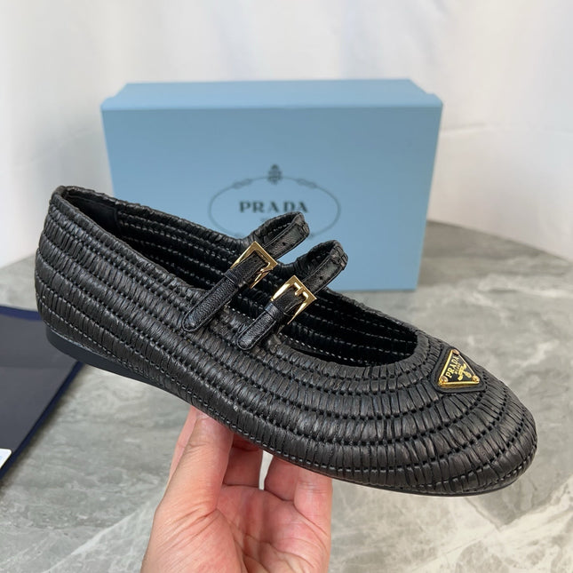 PRADA 25S BALLET FLAT IN BLACK RAFFIA AND CALFSKIN