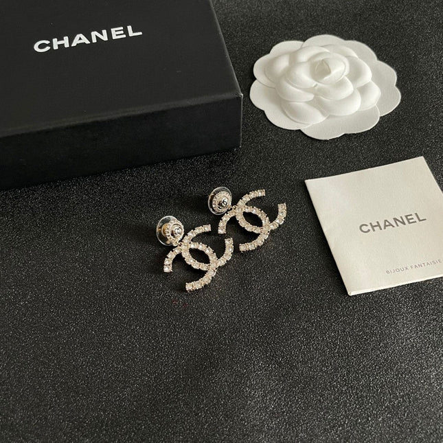 VINTAGE DOUBLE C STUD EARRINGS IN GOLD METAL FULLY EMBELLISHED CRYSTALS