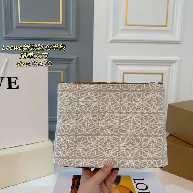 LOE 28 CLUTCH BAG IN BEIGE ANAGRAM JACQUARD