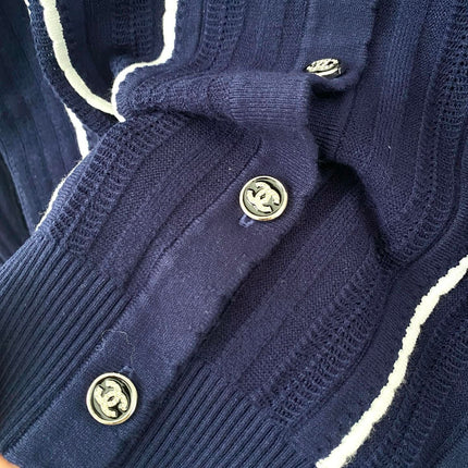 CC 25 Cardigan In Navy Blue Wool